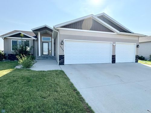 6002 66th St S, Fargo, ND, 58104-5614 | Card Image