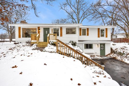 2621 Poe Ave, Wyoming, MI, 49509-2014 | Card Image