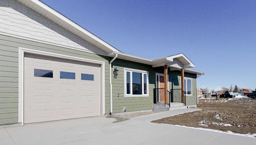 242 Parkview Lane W, Bow Island, AB, T0K0G0 | Card Image