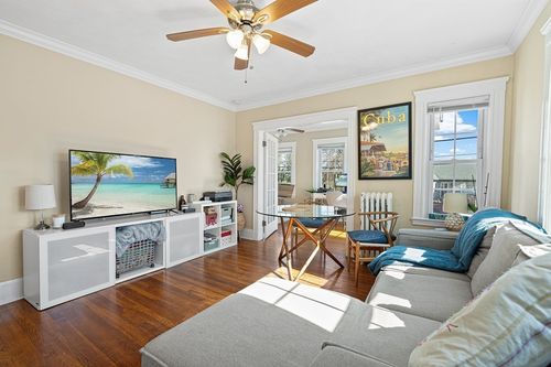 1-86 Chester Ave, Winthrop, MA, 02152-1744 | Card Image