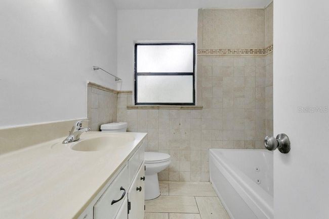 Bathroom Two | Image 19