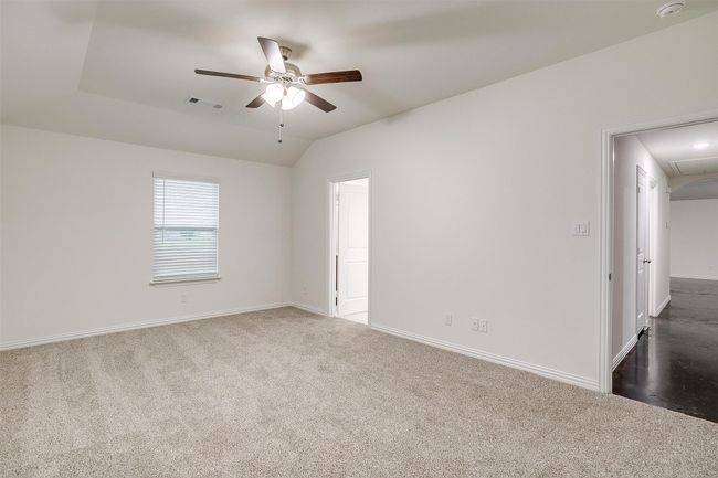 5824 High Plains Trl, House other with 3 bedrooms, 2 bathrooms and null parking in Joshua TX | Image 20