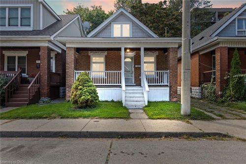 30 Webber Ave, Hamilton, ON, L8N1W3 | Card Image