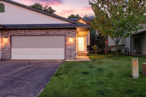 200 21st Ave Sw, Cambridge, MN, 55008-7121 | Card Image