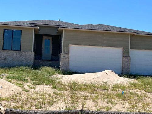 4985 N Emerald Ct, Maize, KS, 67101-8716 | Card Image