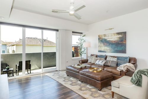 315-7450 Coronado Ave, Dallas, TX, 75214-4522 | Card Image