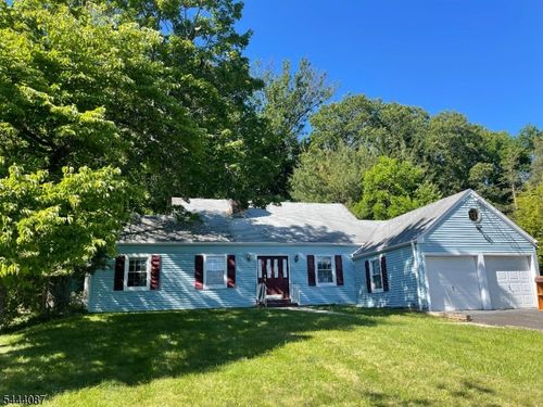 2007 Washington Valley Rd, Martinsville, NJ, 08836-2010 | Card Image