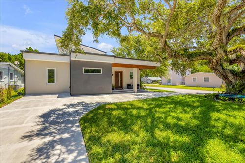 3211 Saxon Dr, NEW SMYRNA BEACH, FL, 32169-3551 | Card Image