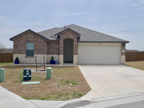 524 Taggart Trl, Jarrell, TX, 76537-0657 | Card Image