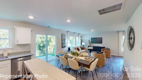 2805 Frances View Ln, Lincolnton, NC, 28092-9603 | Card Image