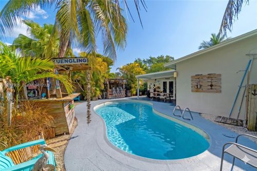 20130 Sw 106th Ct, Cutler Bay, FL, 33189-1326 | Card Image