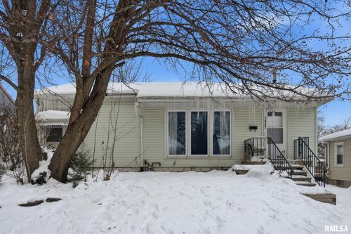 2427 29 1/2 St, Rock Island, IL, 61201-5035 | Card Image