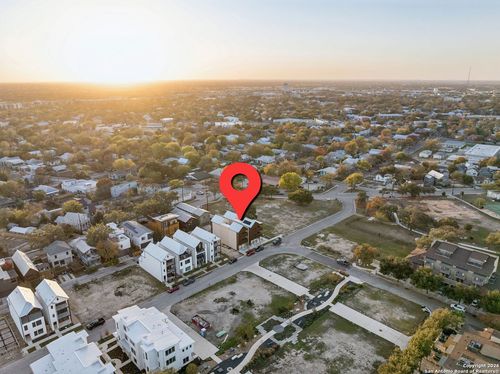 502 Mcmonigal Pl, San Antonio, TX, 78210-1075 | Card Image