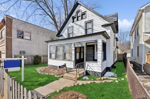 2743 Penn Ave N, Minneapolis, MN, 55411-1117 | Card Image
