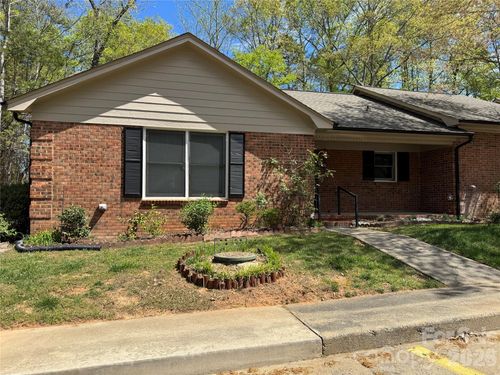 110 Ashleigh Ct, FORT MILL, SC, 29715-2512 | Card Image