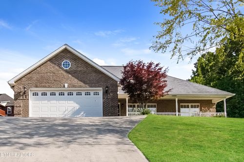 335 Flora Dr, Lenoir City, TN, 37771-6860 | Card Image