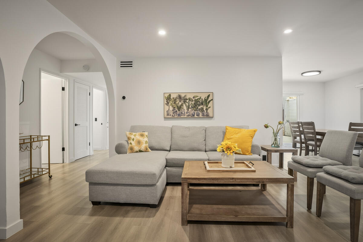 Residential in SANTA BARBARA 3