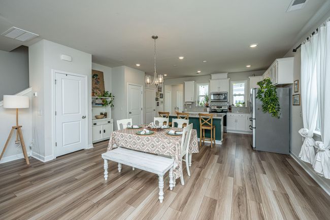210 Winding River Drive | Image 10