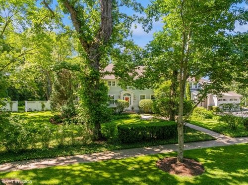 1010 Hubbard Pl, Winnetka, IL, 60093-1715 | Card Image