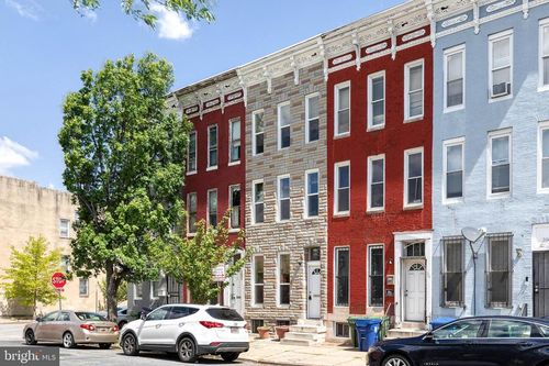 2049 Division St, BALTIMORE, MD, 21217-3323 | Card Image