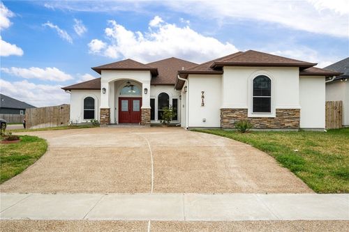 7813 Iron Man Dr, Corpus Christi, TX, 78414-2856 | Card Image