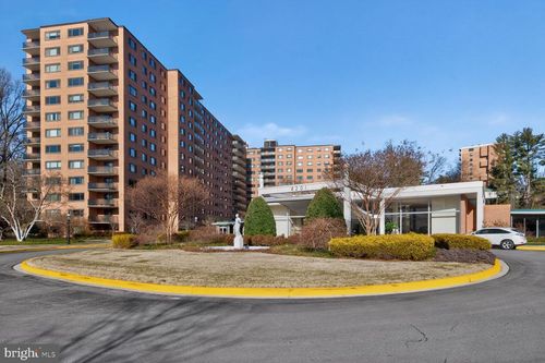 apt-601e-4201 Cathedral Ave Nw, WASHINGTON, DC, 20016-4903 | Card Image