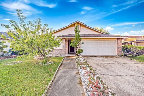 11059 Landsbury Cir, Houston, TX, 77099-4219 | Card Image