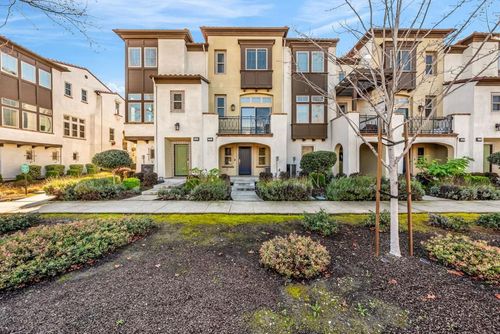 121 Fairchild Dr, Mountain View, CA, 94043 | Card Image