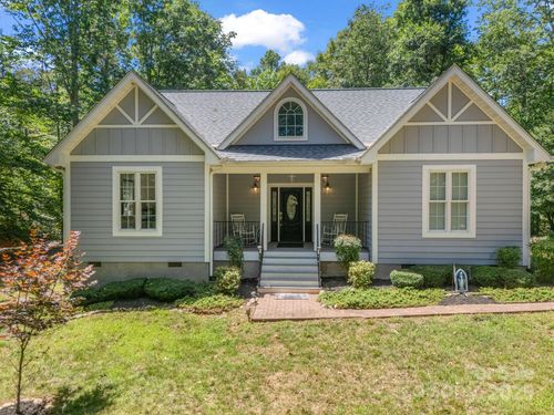 390 Darlington Rd, Rutherfordton, NC, 28139-8836 | Card Image