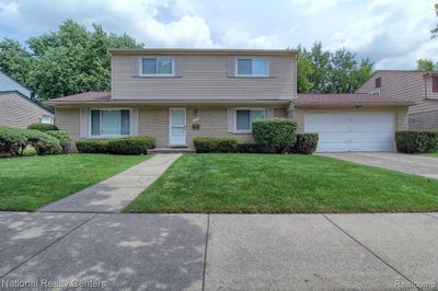 14150 Ludlow Place, Home with 4 bedrooms, 2 bathrooms and null parking in Oak Park MI | Image 1