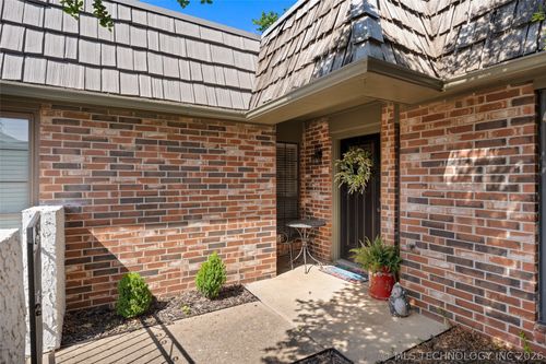 39-39 Se Shadow Lake Dr, Bartlesville, OK, 74006 | Card Image