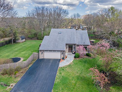 30949 N Leesley Ct, Libertyville, IL, 60048-1061 | Card Image