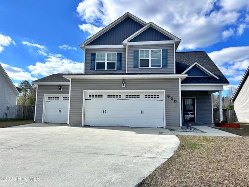 820 Tuscarora Trl, Jacksonville, NC, 28546-6403 | Card Image