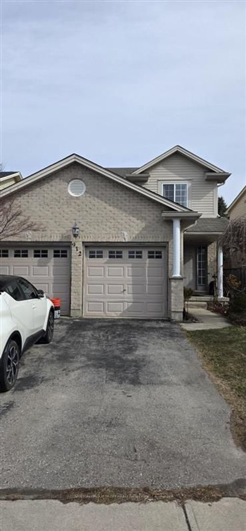 912 Grenfell Dr, London, ON, N5X4R8 | Card Image