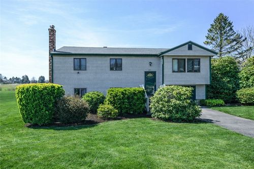 303 Middle Rd, Portsmouth, RI, 02871-1259 | Card Image