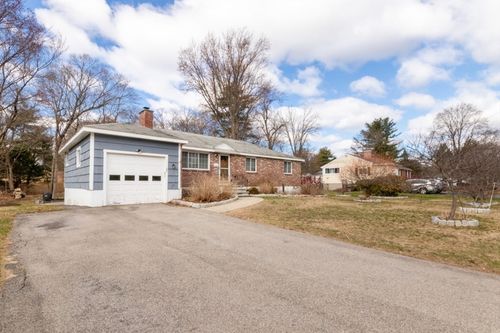 22 Livoli Rd, Framingham, MA, 01701-3829 | Card Image