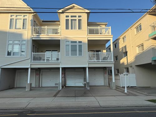 unit-103-229 E Pine Ave, Wildwood, NJ, 08260-4998 | Card Image