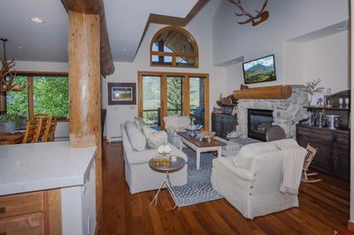 33 Links Lane, Townhouse with 4 bedrooms, 4 bathrooms and null parking in Crested Butte CO | Image 2