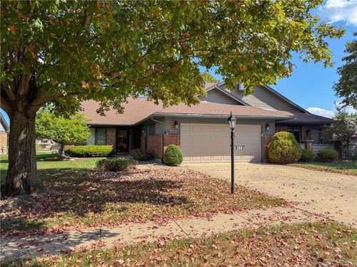 364 Weathersfield Dr, Dayton, OH, 45440-4448 | Card Image