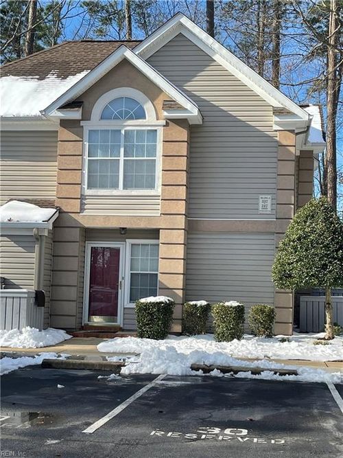 4-343 Gainsborough Sq, Chesapeake, VA, 23320-4992 | Card Image
