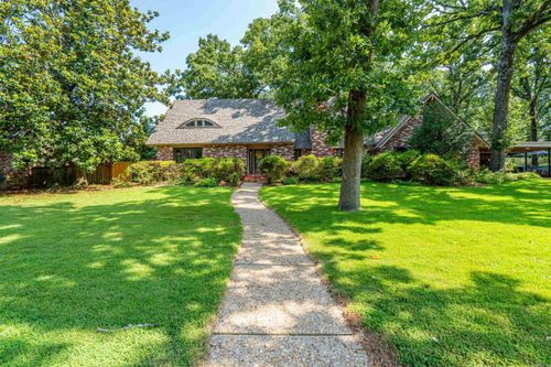 905 Silverwood Trl, North Little Rock, AR, 72116-5160 | Card Image