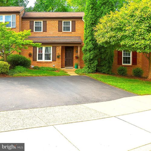 429 Saw Mill Ct, East Norriton, PA, 19401-2050 | Card Image