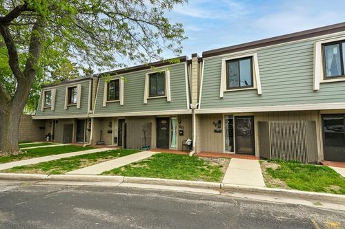 6f-3333 5th Avenue, SOUTH MILWAUKEE, WI, 53172 | Card Image