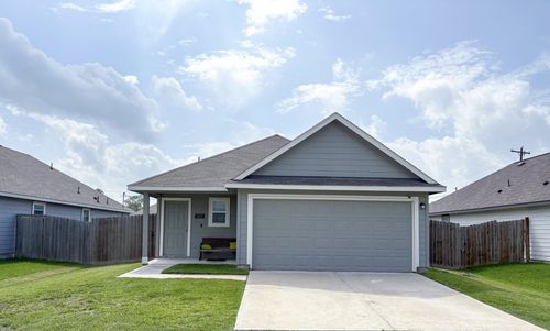 1513 22nd St, Hempstead, TX, 77445-5882 | Card Image