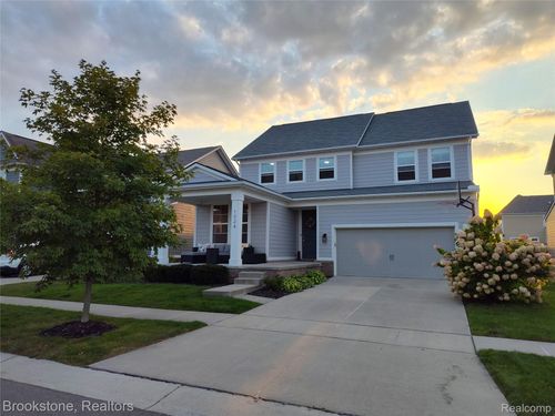 1024 Ghent St, Canton, MI, 48188-3331 | Card Image