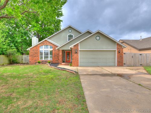 8800 N 123rd East Avenue, Owasso, OK, 74055 | Card Image