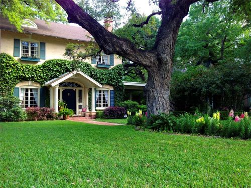 719 W San Antonio St, San Marcos, TX, 78666-4321 | Card Image