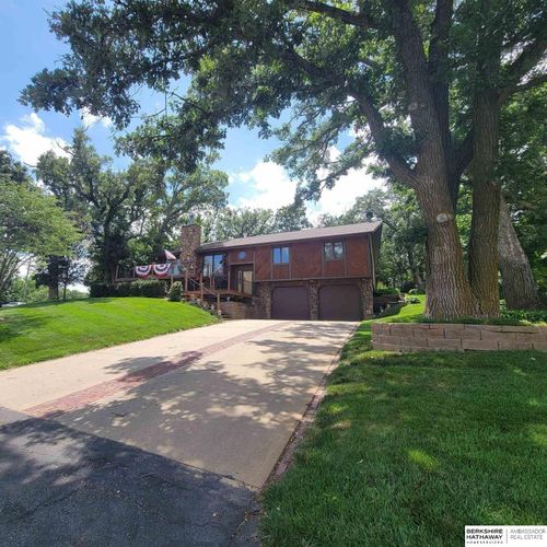 8857 Greenwood Rd, Plattsmouth, NE, 68048-4767 | Card Image