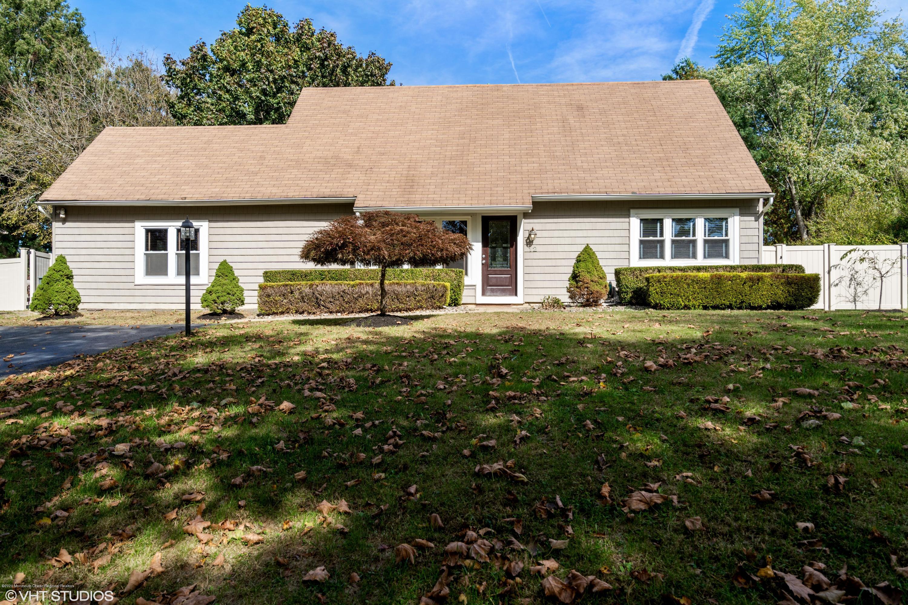 12 Hillside Road, Sold in Manalapan Zoocasa