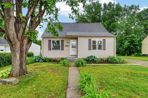 1917 E 7th St, Erie, PA, 16511-1802 | Card Image